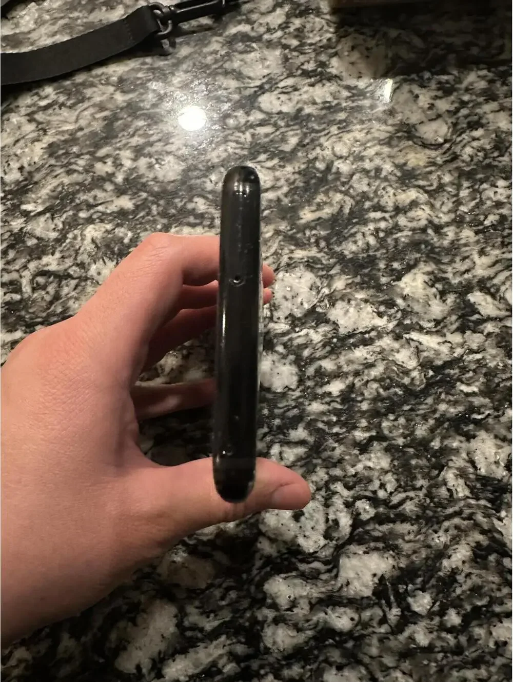 Samsung Galaxy S8 Black Smartphone Cracked Glass For Parts or Repair